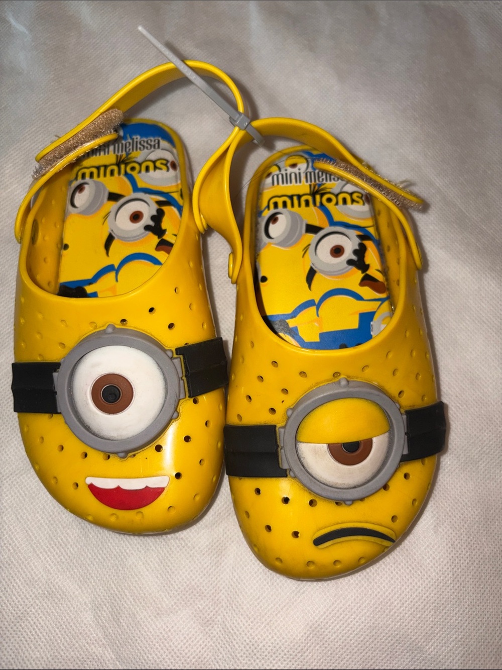 Mini Melissa x Despicable Me Minions Yellow Jelly Clogs Sandals Toddler 10